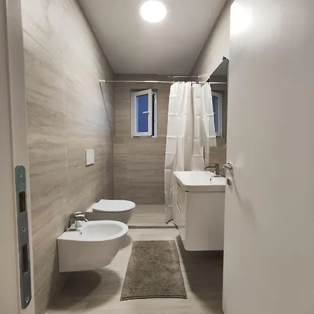 Old Bazaar טיראנה